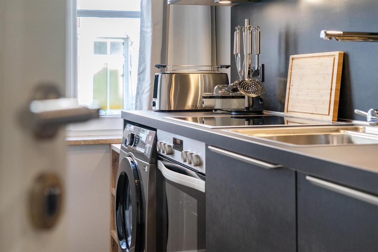Apartment Villa Anna - Wohnung Mit Stellplatz Emden Dış mekan fotoğraf