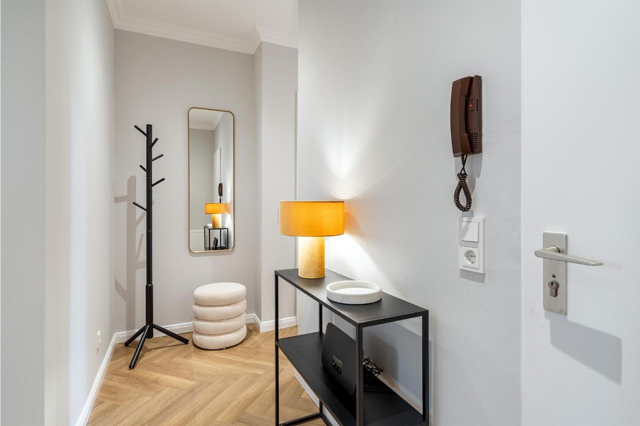 Apartment Villa Anna - Wohnung Mit Stellplatz Emden Dış mekan fotoğraf